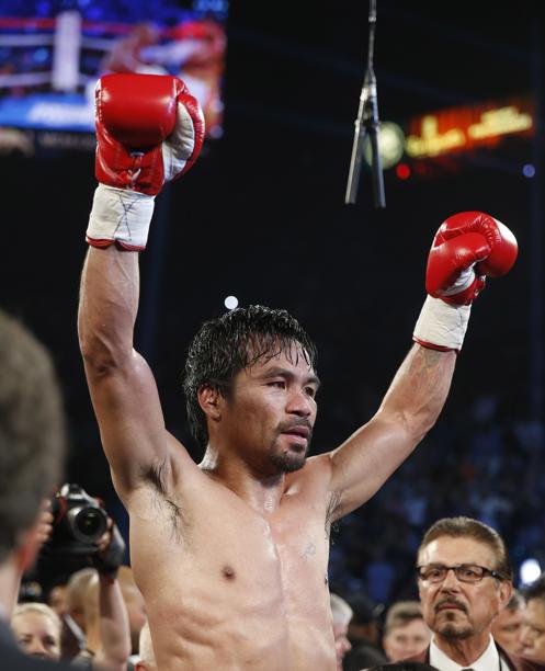 Manny Pacquiao unanimously outpoints Timothy Bradley thumbnail