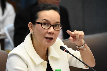 Poe to PH airlines: Follow 20% student fare discount thumbnail
